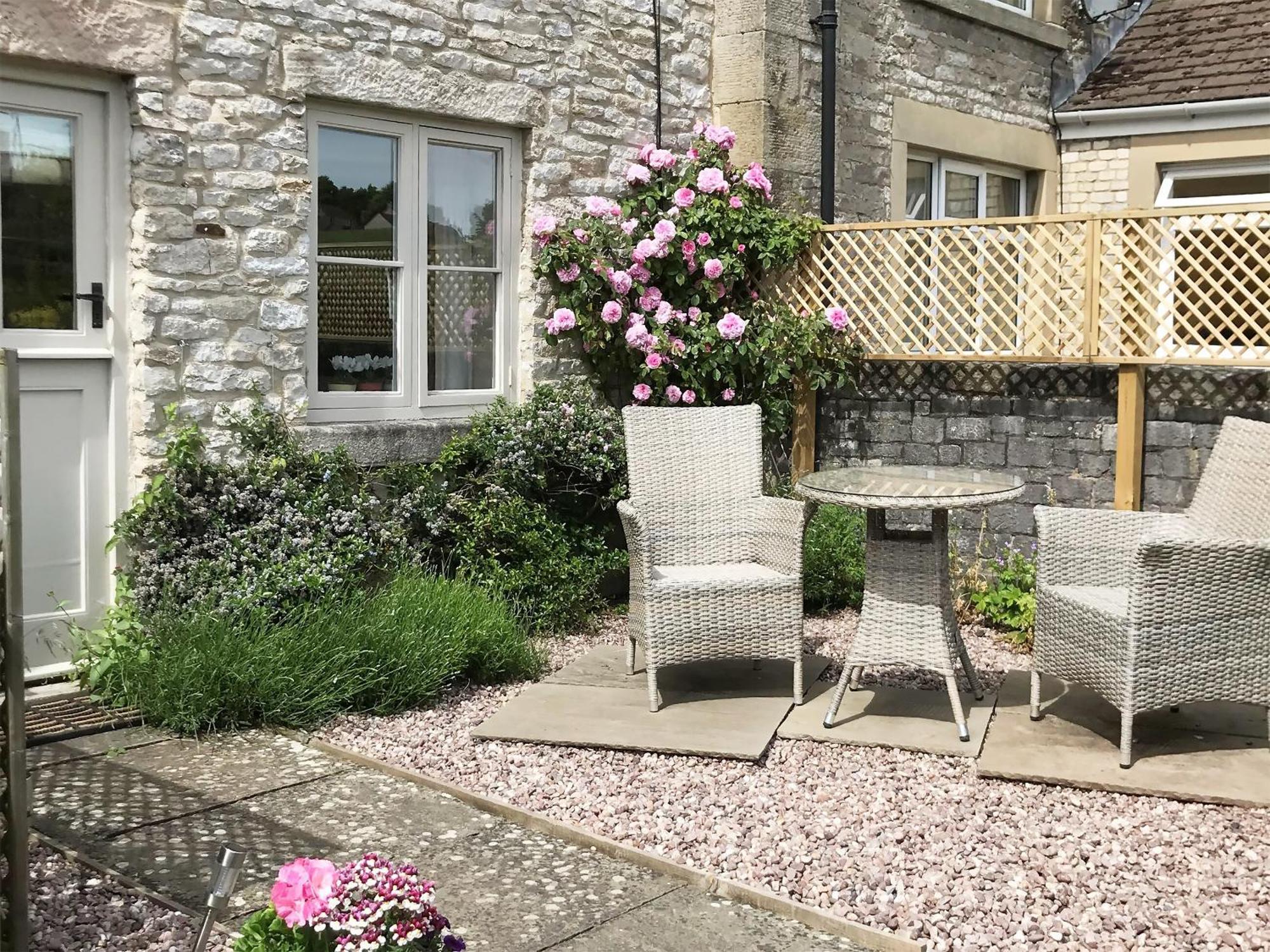 Periwinkle Cottage Great Longstone Exterior foto